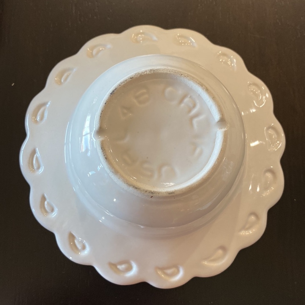 Vintage California U.S.A. MCM Cream Bowl! - Picture 3 of 5